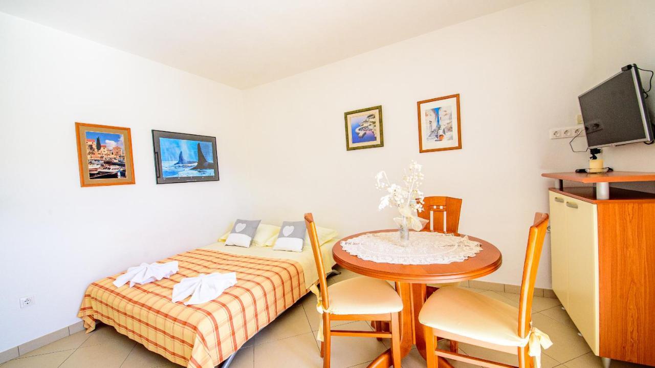 Apartments Mija Bol Dış mekan fotoğraf